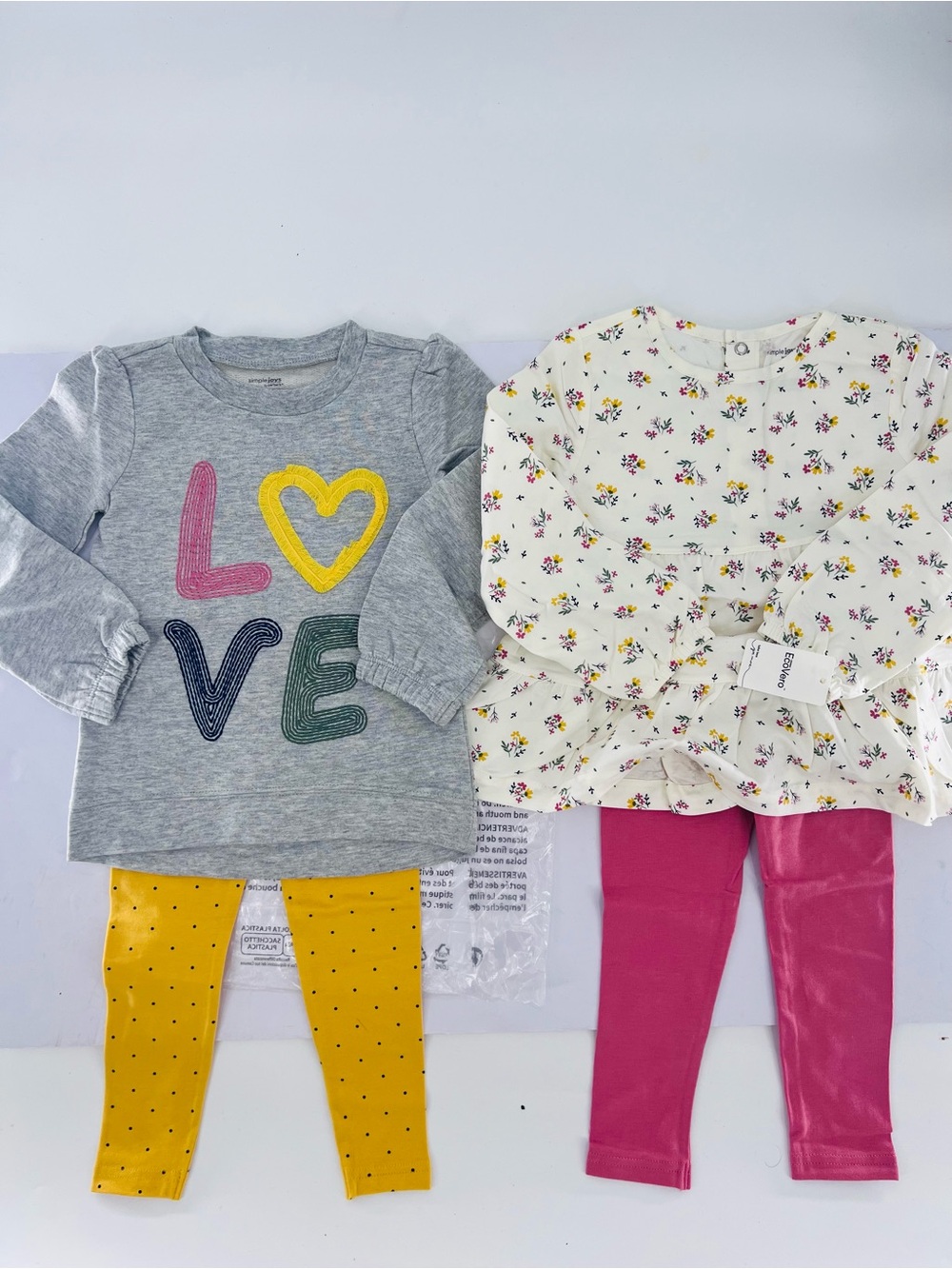 Simple Joys by Carter's 4 piece Playwear Set new size 2T